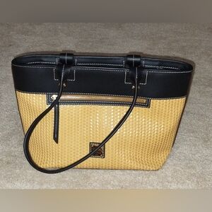 Dooney And Bourke Large Black And Woven Tan Shoulder Bag. Used In Excellent Cond